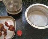 தேங்காய் பால் டேட்ஸ் மில்க்க்ஷேக் (Thenkaaipaal dates milkshake recipe in tamil) ரெசிபி ஸ்டேப் 2 புகைப்படம்