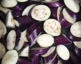 Foto langkah ke 1 dari resep Sambal Hijau Ikan Asin Terong.