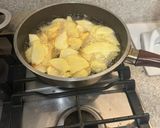 Foto del paso 7 de la receta: Bifes a la Criolla con papas a la española