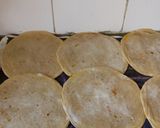 A picture of step 2 of Chainees aloo paratha.