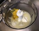 Une image de l'étape 2 de Sauce salade au fromage blanc, moutarde et citron.