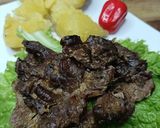 Foto langkah ke 4 dari resep Sapi Lada Hitam Panggang.