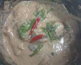 A picture of step 4 of Chicken white malai biryani.