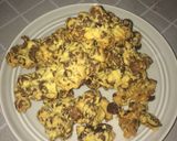Foto langkah ke 6 dari resep Choco Chip Crunch Cookies.