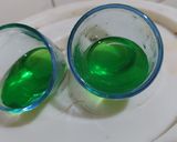 A picture of step 2 of Junky jelly dessert.
