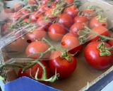 A picture of step 5 of Coast of the Gods biricci con asparagi, pomodori, aglio selvatico e dolcelatte.