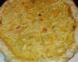 Foto del paso 3 de la receta: Pastel de bacalao y palitos de cangrejo gratinado con queso