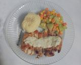 Foto langkah ke 9 dari resep Simple Chicken Steak with Garlic-White Sauce (less oil).