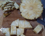 Foto del paso 1 de la receta: Brochetas de langostino y piña al curry