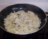 Foto del paso 3 de la receta: Tortellini de carne con setas