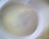 Foto del paso 3 de la receta: Bacalao Confitado a Baja Temperatura Sobre Sopa de Pil Pil Gratinado con Bechamel y Mozzarella