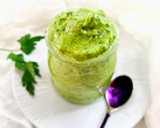 Foto del paso 2 de la receta: Ensalada fresca con aderezo de cilantro y aguacate