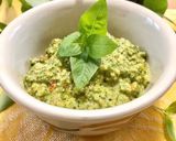 A picture of step 4 of Arugula, Cherry Tomato, and Almond Pesto.