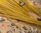 Foto langkah ke 8 dari resep 45. Spaghetti Ai Funghi (Creamy Spaghetti Mushroom) in one Wok.