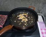 Foto langkah ke 1 dari resep #302 Nasi Goreng Ayam Suir.