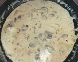 صورة لخطوة 3 من وصفة السلمون بكريمة الفطر