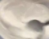 A picture of step 1 of 3 layered rice vermicelli in coconut milk sauce.