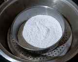 Foto langkah ke 1 dari resep Awug Tepung Beras.