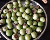लसुडे और कैरी का खट्टा आचार(lasode aur kairi ka khatta achar recipe in hindi) रेसिपी चरण 1 फोटो
