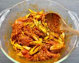 รูปขั้นตอนการทำที่ 2 ของ หมูผัดโคชูจัง (Stir fried pork gochujang)
