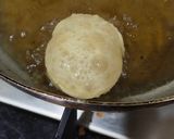 A picture of step 2 of Golgappa chaat.