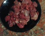 Foto del paso 1 de la receta: Carne guisada con patatas fritas