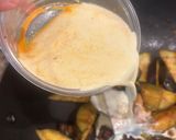 A picture of step 2 of Eggplant Stew with Fermented Rice (Cà bung nấu mẻ).