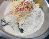 A picture of step 1 of Methi nu muthia.