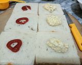A picture of step 3 of Potato eggs sandwich.