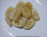 Foto langkah ke 2 dari resep Pisang Kukus Keju Meises.