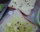 પાઈનેપલ ચીઝ સેન્ડવીચ(pineapple cheese Sandwich Recipe in Gujarati) રેસીપી સ્ટેપ1ફોટો