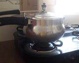 A picture of step 4 of Vegetable Pulao.