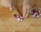 Foto langkah ke 2 dari resep Minyak Ayam Bawang Homemade Devina Hermawan.