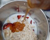 स्ट्रॉबेरी और बनाना ओट्स ड्रिंक (strawberry aur banana oats drink recipe in Hindi) रेसिपी चरण 4 फोटो