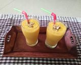 A picture of step 2 of Mango milkshake.