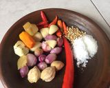 Foto langkah ke 1 dari resep Ayam Lodho sederhana.