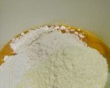 Foto langkah ke 1 dari resep Cake Potong Lembut.