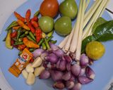 Foto langkah ke 1 dari resep 104. Sambal matah.