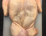 Foto del paso 1 de la receta: Pollo relleno en Slow cooker para Navidad🌲