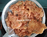 Foto langkah ke 4 dari resep Telor Dadar Gimbal.