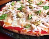 A picture of step 5 of Chicken and Avocado Fit Pizza.