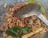 Foto langkah ke 3 dari resep Krengsengan Usus.