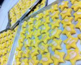 Foto langkah ke 5 dari resep Kue Keju Kenari.