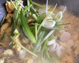 Foto del paso 2 de la receta: Pollo con verduras y algas al wok