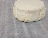 Foto del paso 6 de la receta: Hojaldre navideño con queso, confitura y cebolla caramelizada