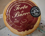 Foto del paso 1 de la receta: Tosta de Torta de Barros con frutas del bosque y frutos secos