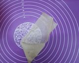 A picture of step 4 of One bite samosa (school street samosa).