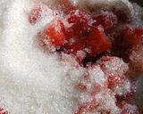 Foto langkah ke 2 dari resep Selai Strawberry.