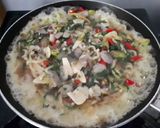 Foto langkah ke 5 dari resep 90. Omelet Mie Sakura Goreng Pedas.