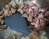 Foto langkah ke 3 dari resep Kwetiau Goreng Ayam Bakso ala Solaria.